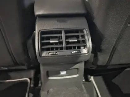 Photo 30 Citroën C4 e- 156 ch autonomie étendue