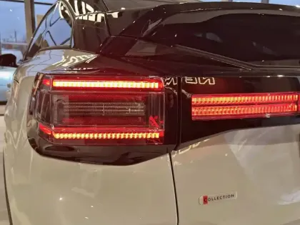 Photo 16 Citroën C4 e- 156 ch autonomie étendue