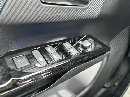 Photo 26 Citroën C5 aircross  Hybride 145 e-DCS6