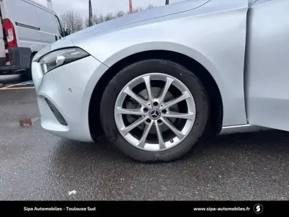 Photo 10 Mercedes Classe A  180 7G-DCT