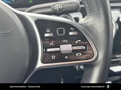 Photo 74 Mercedes Classe A  180 7G-DCT