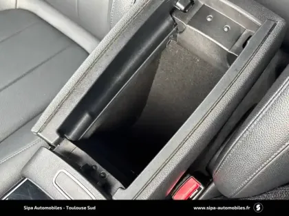 Photo 55 Mercedes Classe A  180 7G-DCT