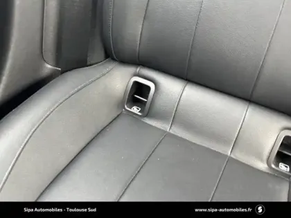 Photo 56 Mercedes Classe A  180 7G-DCT