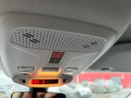 Photo 22 Peugeot 208  BlueHDi 100 S&S BVM6