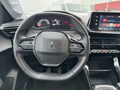 Photo 57 Peugeot 208  BlueHDi 100 S&S BVM6