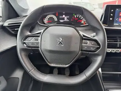 Photo 32 Peugeot 208  BlueHDi 100 S&S BVM6