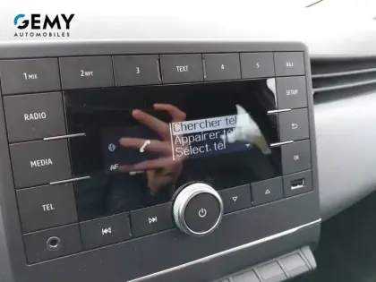 Photo 47 Renault Clio Gén. V (BJA) Ph1 NG Authentic 5