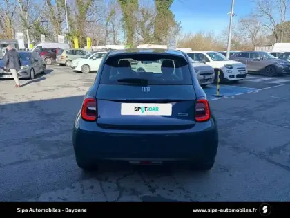 Photo 33 Fiat 500  e 95 ch