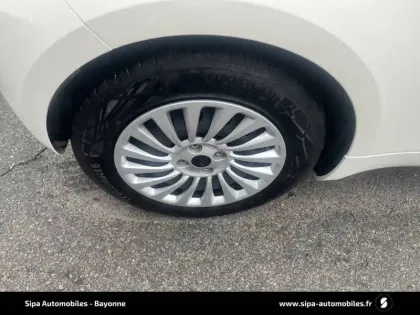 Photo 32 Fiat 500  e 95 ch