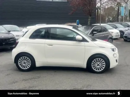 Photo 43 Fiat 500  e 95 ch