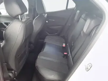 Photo 56 Peugeot 2008  Electrique 136 ch