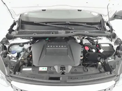 Photo 92 Peugeot 2008  Electrique 136 ch