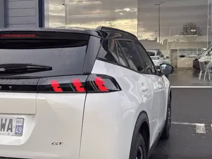 Photo 16 Peugeot 2008 Gén. II Ph1 NG GT 5