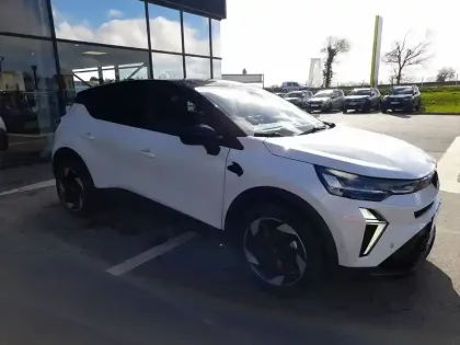 Photo 6 Renault Captur  E-Tech full hybrid 145 ch