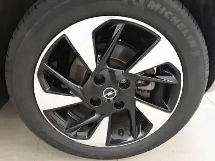 Photo 12 Opel Corsa  Electrique 136 ch & Batterie 50 kw/h