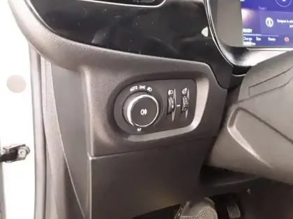 Photo 19 Opel Corsa  Electrique 136 ch & Batterie 50 kw/h