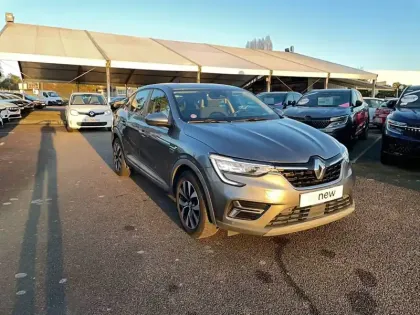 Photo 6 Renault Arkana  E-Tech 145