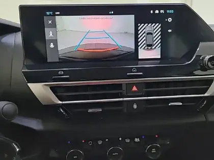 Photo 19 Citroën C4  Hybride 136 e-DCS6