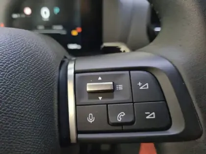 Photo 27 Citroën C4  Hybride 136 e-DCS6