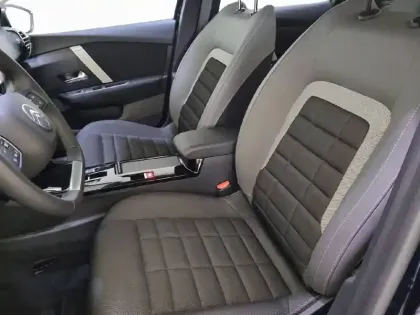 Photo 10 Citroën C4  Hybride 136 e-DCS6