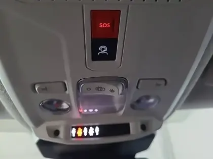 Photo 25 Citroën C4  Hybride 136 e-DCS6