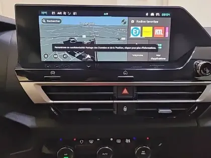 Photo 18 Citroën C4  Hybride 136 e-DCS6