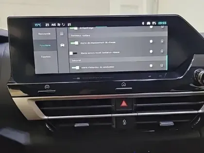 Photo 22 Citroën C4  Hybride 136 e-DCS6