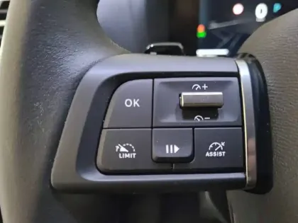 Photo 26 Citroën C4  Hybride 136 e-DCS6