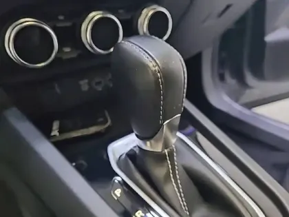 Photo 13 Renault Arkana  E-Tech 145