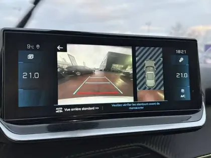 Photo 51 Peugeot 2008  PureTech 130 S&S EAT8