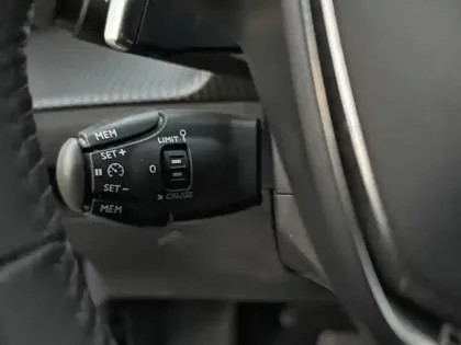 Photo 46 Peugeot 2008  PureTech 130 S&S EAT8