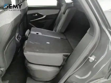 Photo 15 Peugeot 3008  Hybrid 136 e-DCS6