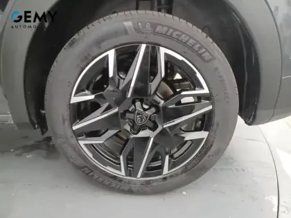 Photo 30 Peugeot 3008  Hybrid 136 e-DCS6