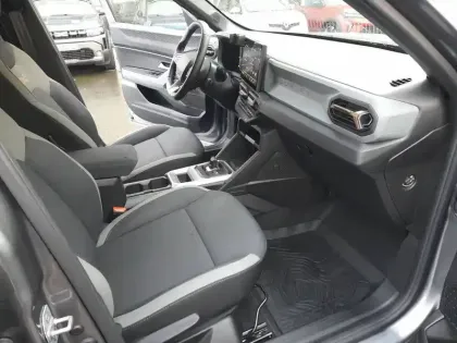 Photo 13 Dacia Duster  Hybrid 140