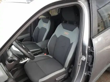 Photo 8 Dacia Duster  Hybrid 140