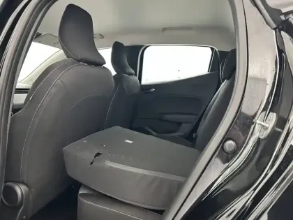 Photo 122 Renault Clio  E-Tech full hybrid 145 ch GSR2