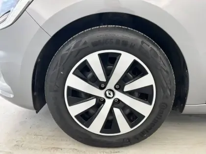 Photo 46 Renault Clio Gén. V (BJA) Ph1 NG Equilibre 5