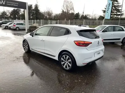 Photo 23 Renault Clio Gén. V (BJA) Ph1 NG Evolution 5