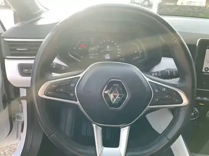 Photo 35 Renault Clio Gén. V (BJA) Ph1 NG Techno 5