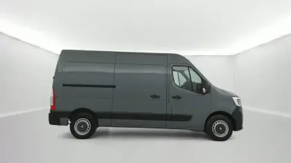 Photo 49 Renault Master  FGN TRAC F3500 L2H2 DCI 135