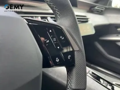 Photo 15 Peugeot 3008  Hybrid 145 e-DCS6