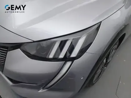 Photo 15 Peugeot 208  Electrique 50 kWh 136ch