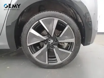 Photo 10 Peugeot 208  Electrique 50 kWh 136ch