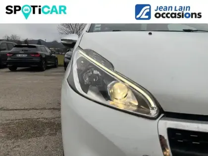 Photo 15 Peugeot 208  PureTech 110ch S&S EAT6
