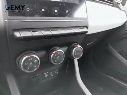 Photo 46 Renault Clio Gén. V (BJA) Ph1 Limited 5