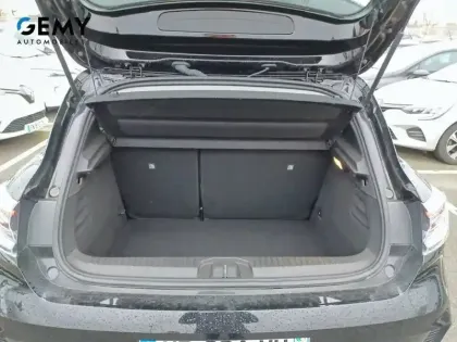 Photo 11 Renault Clio  E-Tech full hybrid 145 ch GSR2