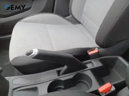 Photo 20 Renault Clio  E-Tech full hybrid 145 ch GSR2