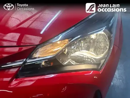 Photo 19 Toyota Yaris  70 VVT-i