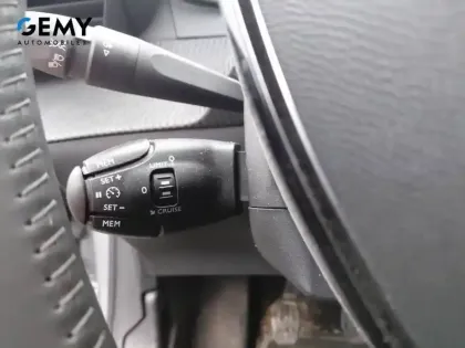 Photo 14 Peugeot 208 Gén. II Ph1 NG Style 5