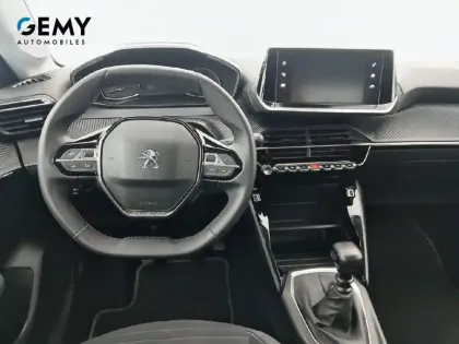 Photo 39 Peugeot 208  PureTech 100 S&S BVM6